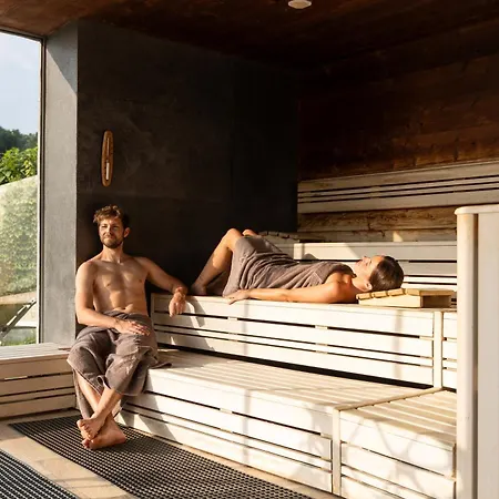 Vier Jahreszeiten Loipersdorf