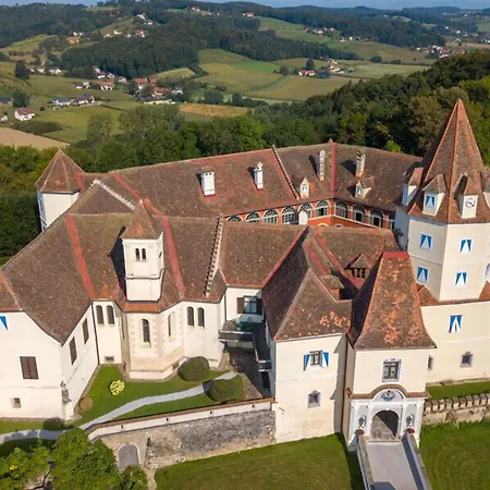Vier Jahreszeiten Loipersdorf Hotel