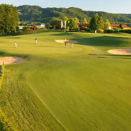 Hotel Vier Jahreszeiten Loipersdorf 4*