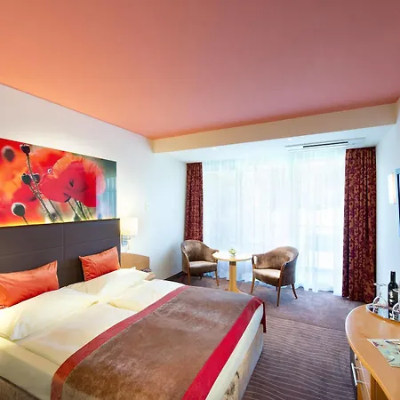 Vier Jahreszeiten Loipersdorf Hotel 4*
