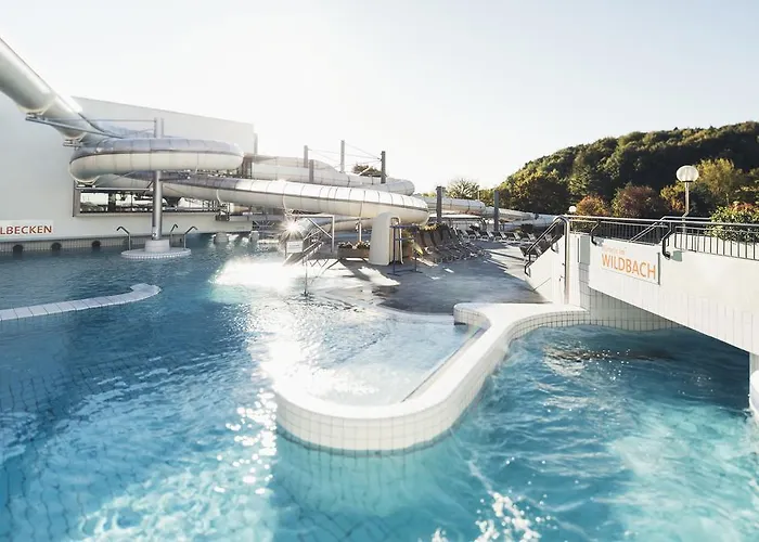 洛伊佩尔斯多夫四季酒店 Fürstenfeld